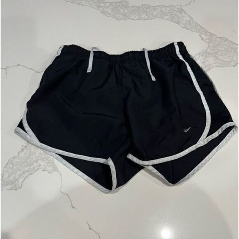 Kids Nike Dri Fit Large black and white athletic shorts